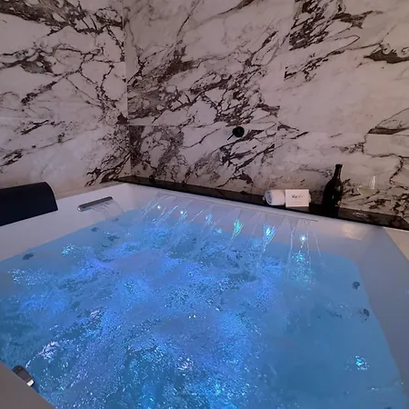 Bedbluesky-sparklingsuite Nel Centro Di * Dolceacqua
