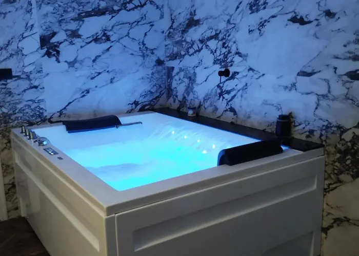 度假居 Sparkling Suite - Bedbluesky 多尔切阿夸