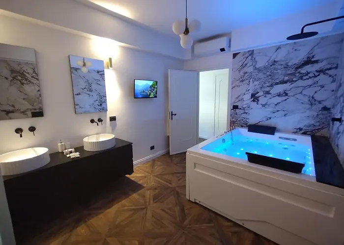 Sparkling Suite - Bedbluesky *