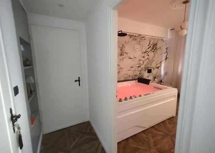 Sparkling Suite - Bedbluesky 度假居 *
